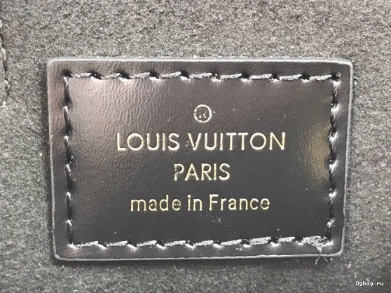 PETIT VUITTON PLAT LOUIS SAC 0819